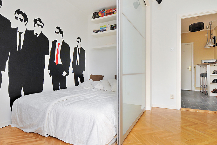 Дизайн интерьера двухкомнатной квартиры: раздвижные перегородки